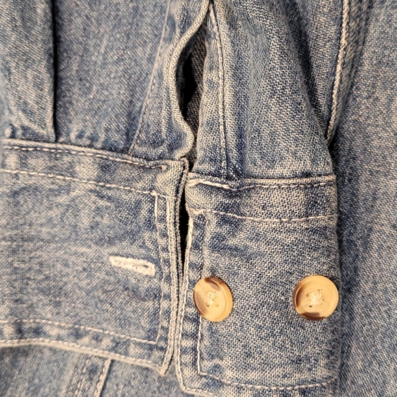 Warner Brothers Looney Tunes Denim Shirt,  XS, VTG, EUC, 1995 - Picture 7 of 8